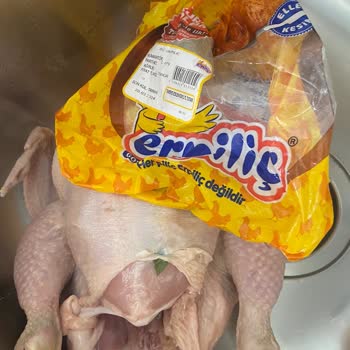 Erpiliç Tavuktan Cam Parçası Çıktı