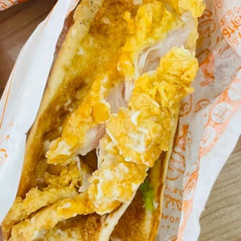 Popeyes Tavuğu Aşırı Kokuyordu