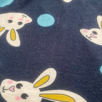 Siyah İnci Satın Alınan Pijama Takımının Defolu Çıkması Ve Tüylenme Sorunu