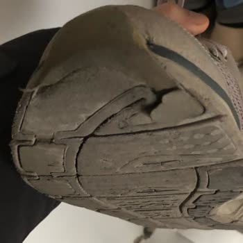 Skechers Tarafından Uğradığım Memnuniyetsizlik