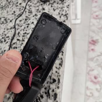 Aura Cebilon Elektrik Kesintisinden Sonra Adaptör Patladı