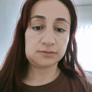 Diş Hekimi Nuriye Eraslan Yanlış Tedavi Uygulandı