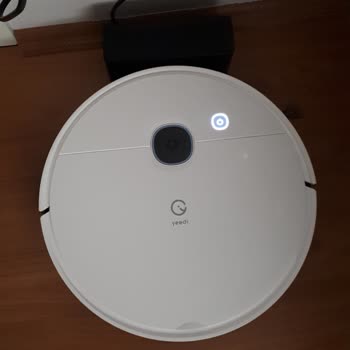Yeedi Robot Ana Fırça Dolanmıştır Diye Sürekli Mesaj Gönderiyor!