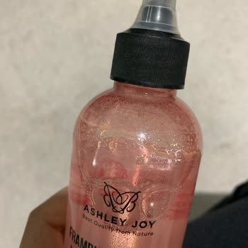 Watsons Ashley Joy Toniğin İçerisindeki Partiküller