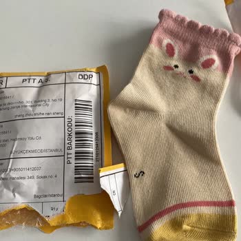 Aliexpress 1600 TL Çanta Yerine 5 TL Lik Bebek Çorabı Gönderildi
