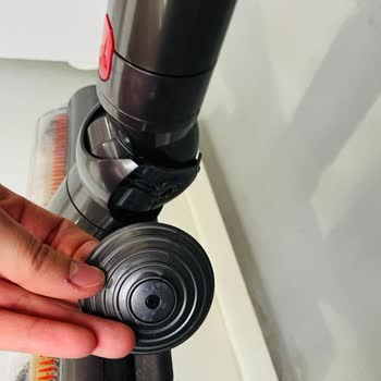 Dyson Malının Arkasında Durmuyor