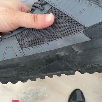Üretim Kaynaklı Hatalı Skechers Ayakkabının Değişimini Yapmıyor!