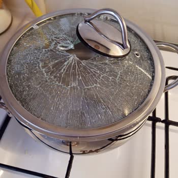 Taç Tencere Seti Kapak İlk Kullanımda Camın Patlaması