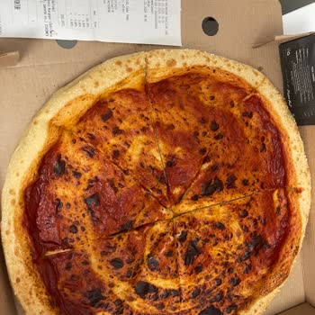 Pizza Hut Yanık Pizza Hayal Kırıklığı Ve İlgisiz Servis