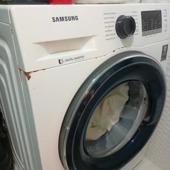 Samsung Çamaşır Makinesi On Yüzey Paslanması