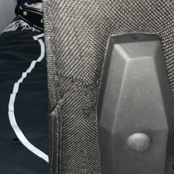 Hawk Gaming Chair Defolu Ve Deforme Olmuş Malzeme