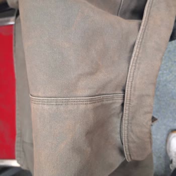 Zara Ceketin Kısa Sürede Renginin Atması