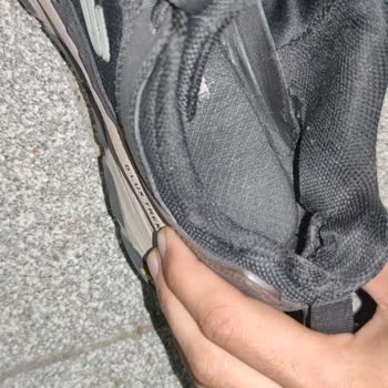 Skechers Garanti Kapsamında Ayakkabı Kabul Etmiyor