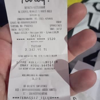 DeFacto Pantolon Renk Solması Ve Yırtılması
