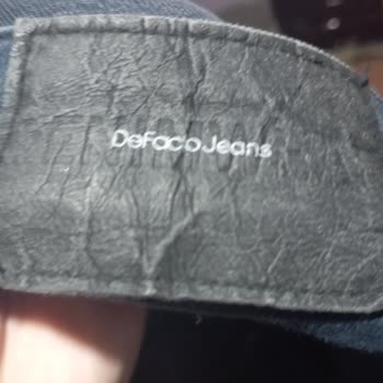 DeFacto Pantolon Renk Solması Ve Yırtılması