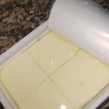 Pınar Et ve Süt Süpermarkette Satın Alınan Süzme Peynirde Küf Sorunu