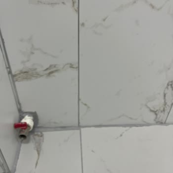Armuttan Alınan Hizmetin Arkasında Durmuyor. Mağduriyetin Giderilmiyor