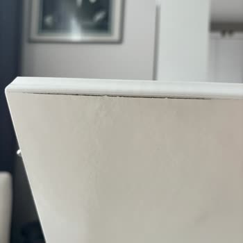 IKEA Yemek Masamız Kabardı Ve Şişti