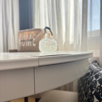 IKEA Yemek Masamız Kabardı Ve Şişti