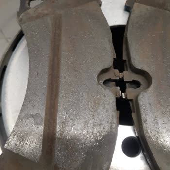 Audi E-Tron Disk Yanması