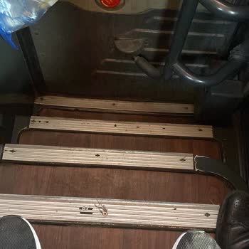 Başkent Turizm Otobüste Yerde Oturdum!