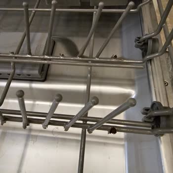 Franke Ankastre Bulaşık Makinesi Sepet Paslanma Problemi