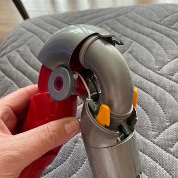 Dyson V12 Aparat Kırılması: Dayanıklılık Sorunu