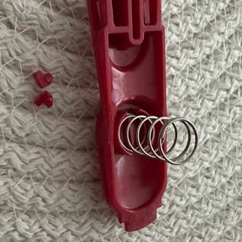 Dyson V10 Boru Klipsi Kırıldı