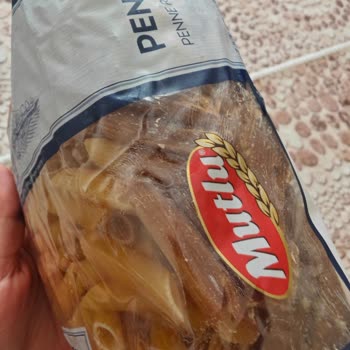 Kararmış Bozuk Mutlu Makarna...