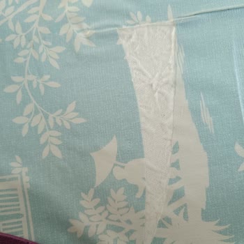 Madame Coco 1 Ayda Yırtılan Masa Örtüsü