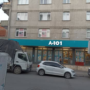 A101 Personel Kaba Davranışı