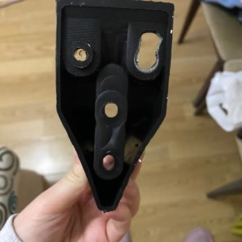 Enza Home Kırık Koltuk Ayağı Yaklaşık 3 Aydır Gelmedi