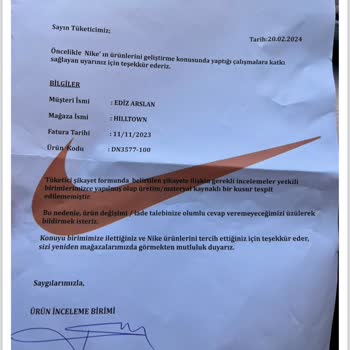 Nike Ayakkabı Deri Yırtılması