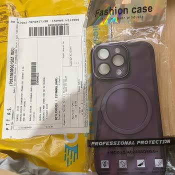 Case Özüm Official Shopier Alakasız Ürün Gönderimi! Lütfen Yardımcı Olun.