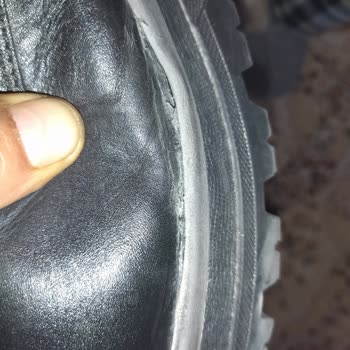 FLO Ayakkabı FLO Sözünde Durmuyor