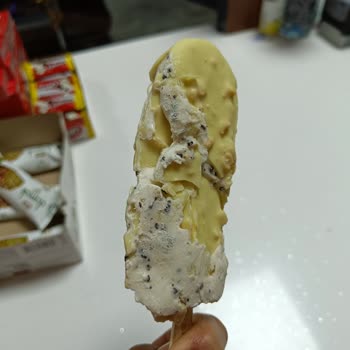 Magnum Paketten Çıkan Dondurmam Paketten Kötü Bir Vaziyette Çıktı
