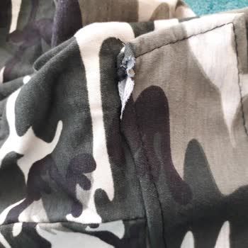 Minicity Kötü Dikiş Yırtık Cep