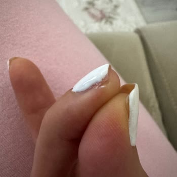 Maltepe Piazza Gratis Beauty Kalıcı Oje İşlemi