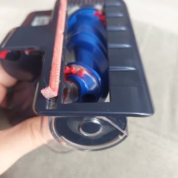 Dyson Süpürge Anti-tangle Screw Parça Sorunu