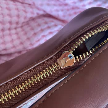 Stradivarius Giyim Markası Mağaza