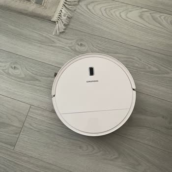 Grundig Olduğu Yerde Dönüp Kendini Kapatıyor