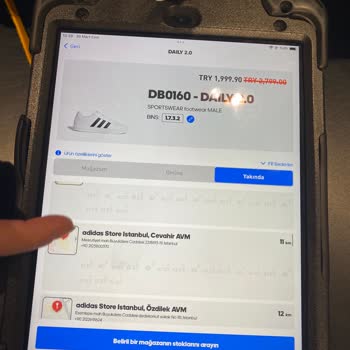 adidas Stok Yok İade Alamayız!