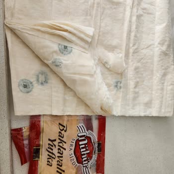 BİM Den Mühür Marka Baklavalık Yufka Küflü Çıktı