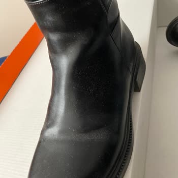 FLO Ayakkabı Kalitesizliği