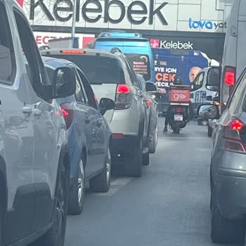 Trendyol Trend GO Kuryenin Trafikteki Saygısızlığı