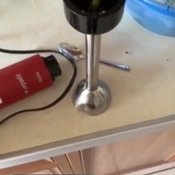 Arçelik Blender İçine Yemek Topluyor