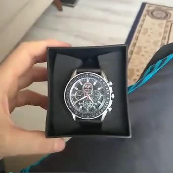Saat Mekanı Alakasız Saat Gönderdi!