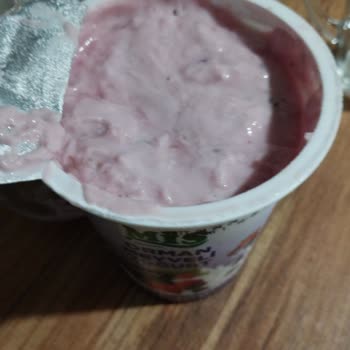 Şok Market Bozuk Yoğurt