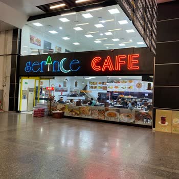 Serince Cafe (Ankara) Gelen Yemekler Genellikle Soğuk Ve Hizmet Kalitesi Oldukça Düşük!