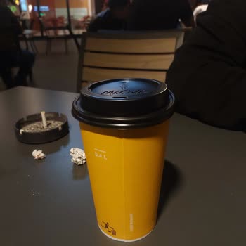 McDonald's Akşam Saatlerinde Masaya Servis Problemi